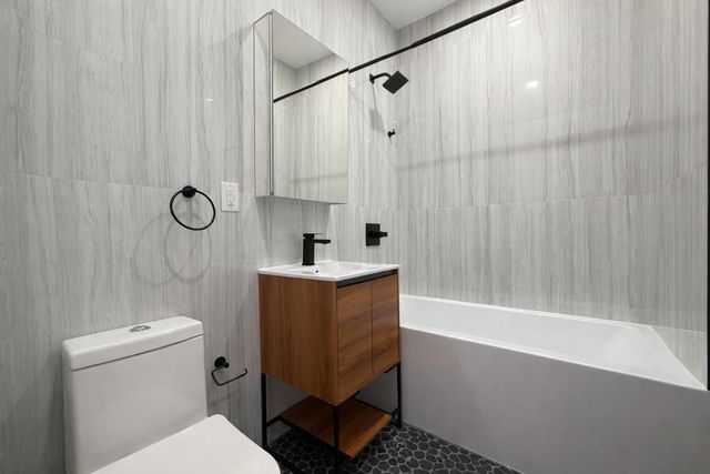 229 W 97th St Apt 2D, New York City, NY 10025