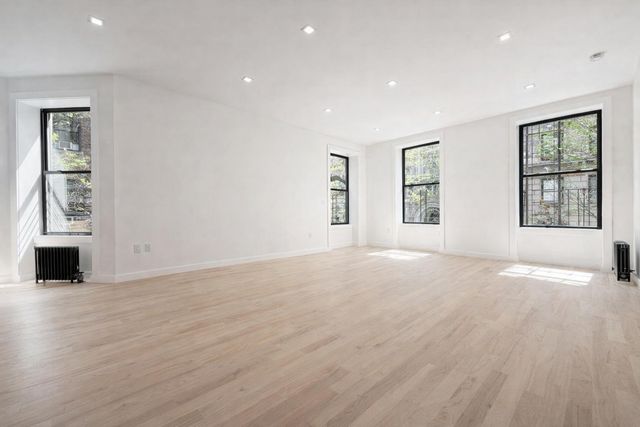 229 W 97th St Apt 2D, New York City, NY 10025