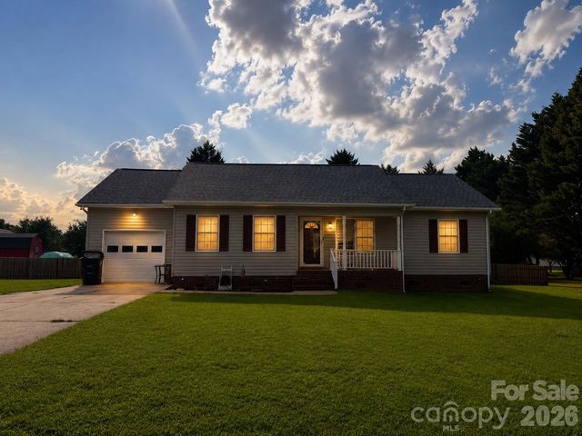 369 Cooper Farm Road, Statesville, NC 28625