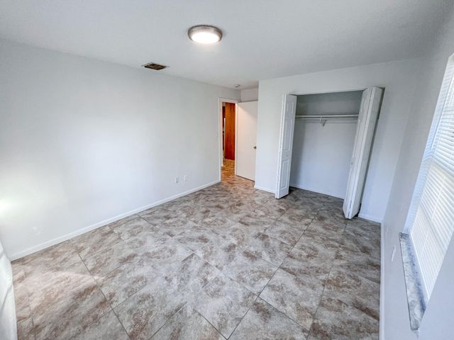 122 Laidback Way, Fort Pierce, FL 34945