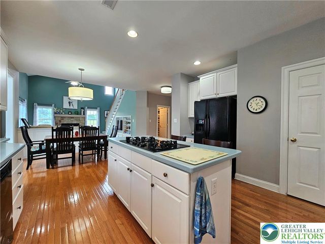 115 Fox Run, Williams Twp, PA 18042