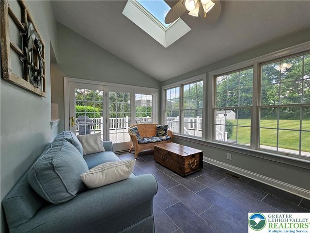 115 Fox Run, Williams Twp, PA 18042