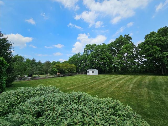 115 Fox Run, Williams Twp, PA 18042