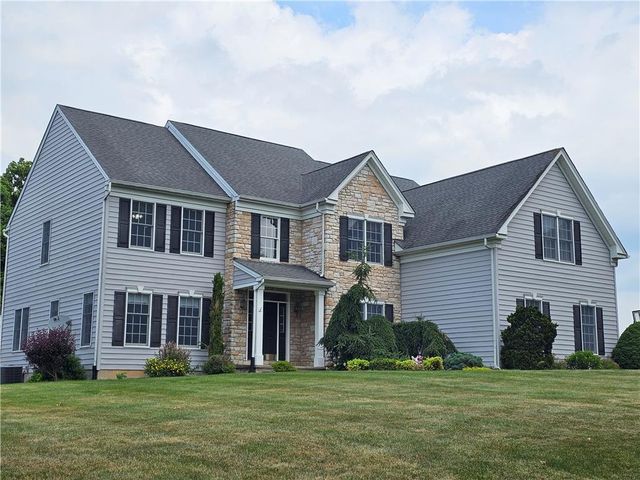 115 Fox Run, Williams Twp, PA 18042