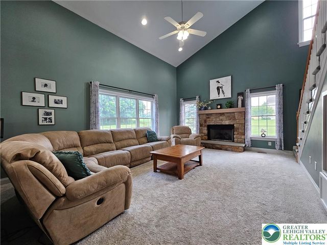 115 Fox Run, Williams Twp, PA 18042
