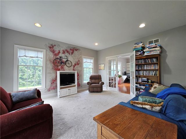 115 Fox Run, Williams Twp, PA 18042