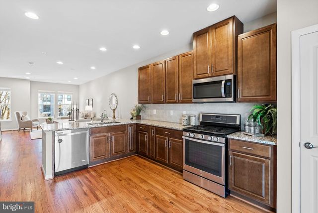 119 DECOVERLY DR, Gaithersburg, MD 20878