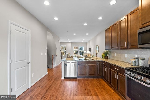 119 DECOVERLY DR, Gaithersburg, MD 20878