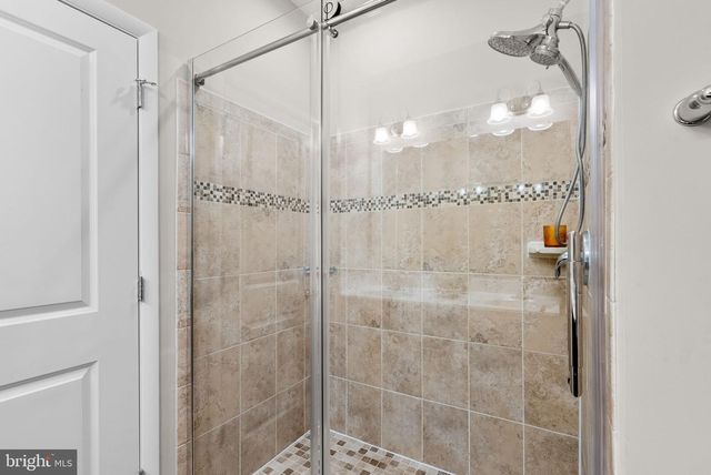 119 DECOVERLY DR, Gaithersburg, MD 20878