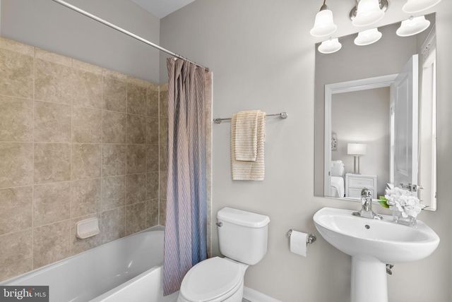 119 DECOVERLY DR, Gaithersburg, MD 20878