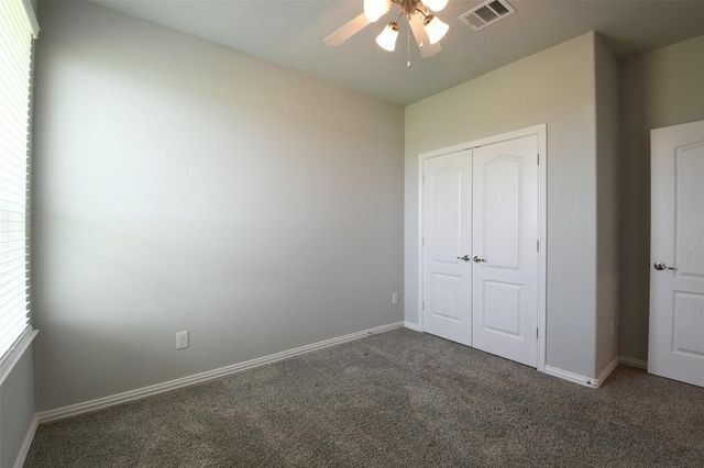2142 Open Prairie Drive, La Marque, TX 77568