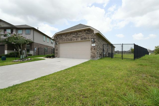 2142 Open Prairie Drive, La Marque, TX 77568