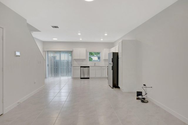 441 NE 1st Drive, Florida City, FL 33034