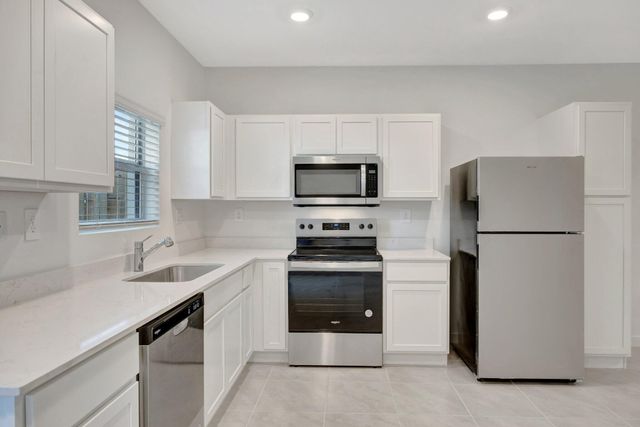 441 NE 1st Drive, Florida City, FL 33034