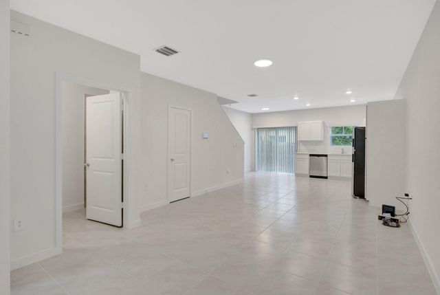 441 NE 1st Drive, Florida City, FL 33034