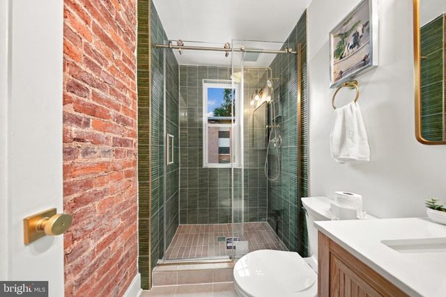 1373 K ST SE, Washington, DC 20003