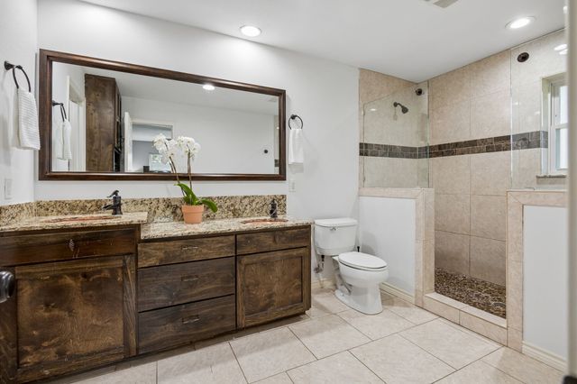 9435 Hunters Creek Drive, Dallas, TX 75243