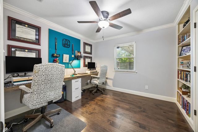 9435 Hunters Creek Drive, Dallas, TX 75243