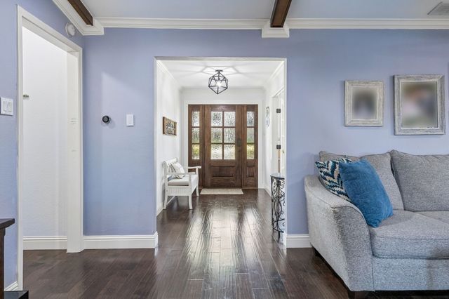9435 Hunters Creek Drive, Dallas, TX 75243