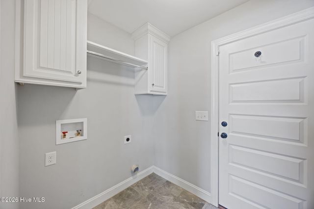 614 Brookfield Drive, Winterville, NC 28590
