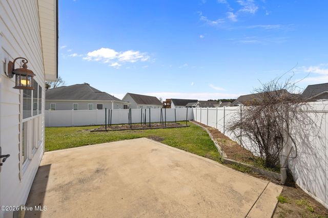 614 Brookfield Drive, Winterville, NC 28590
