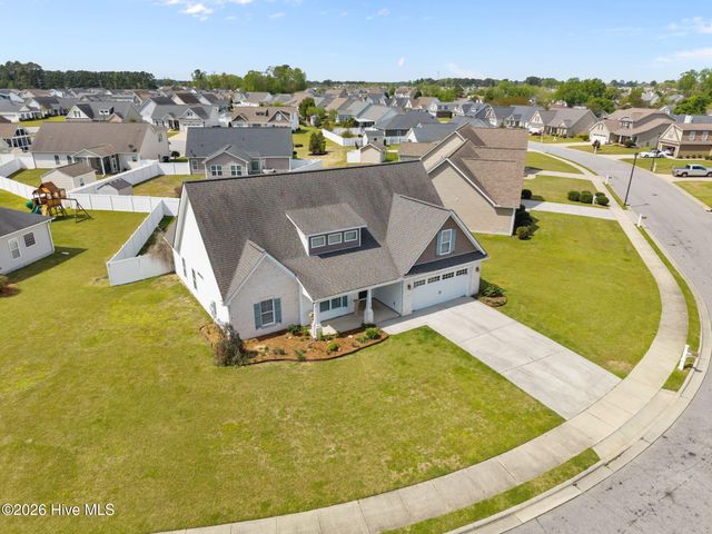614 Brookfield Drive, Winterville, NC 28590