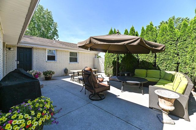 6652 Big Bend ROAD, Waterford, WI 53185