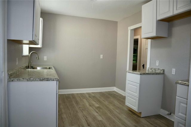 1166 York Ave, Corpus Christi, TX 78404