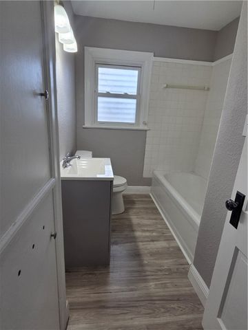 1166 York Ave, Corpus Christi, TX 78404