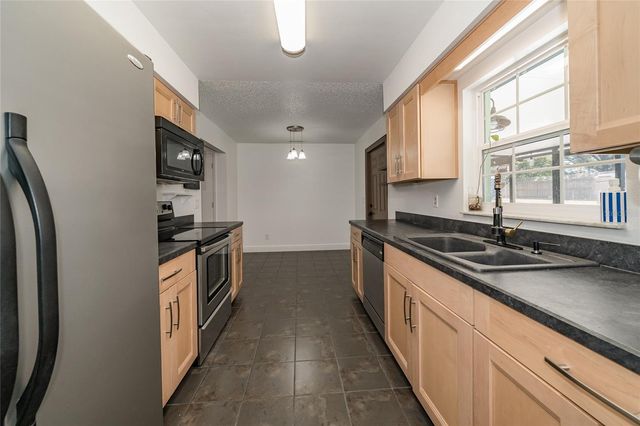 3957 WHITEDOVE DRIVE, Lakeland, FL 33812