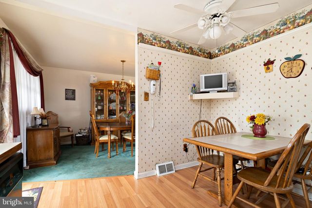 403 MEMORIAL AVE, Gloucester City, NJ 08030
