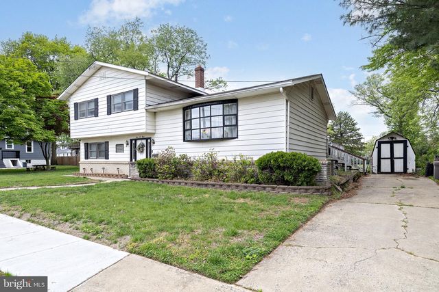 403 MEMORIAL AVE, Gloucester City, NJ 08030