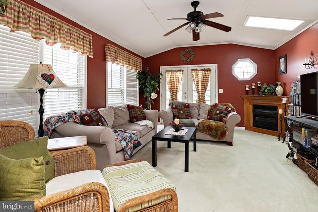 403 MEMORIAL AVE, Gloucester City, NJ 08030