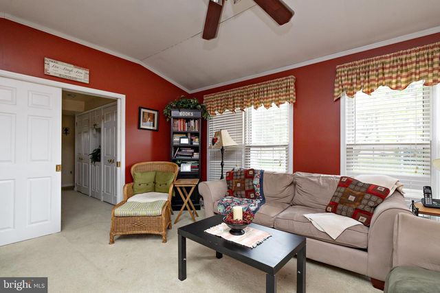 403 MEMORIAL AVE, Gloucester City, NJ 08030