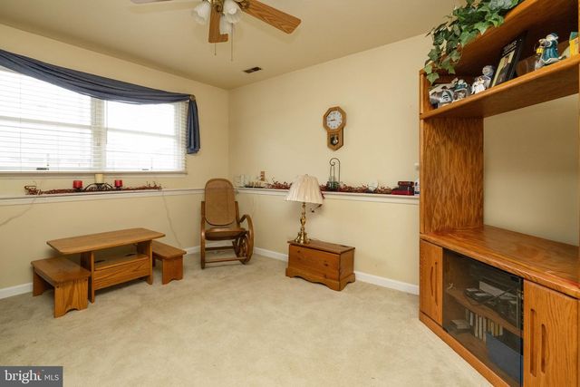 403 MEMORIAL AVE, Gloucester City, NJ 08030