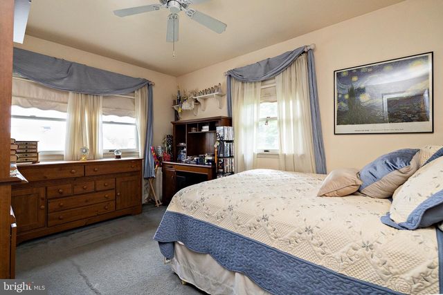 403 MEMORIAL AVE, Gloucester City, NJ 08030
