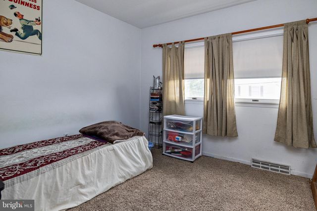 403 MEMORIAL AVE, Gloucester City, NJ 08030