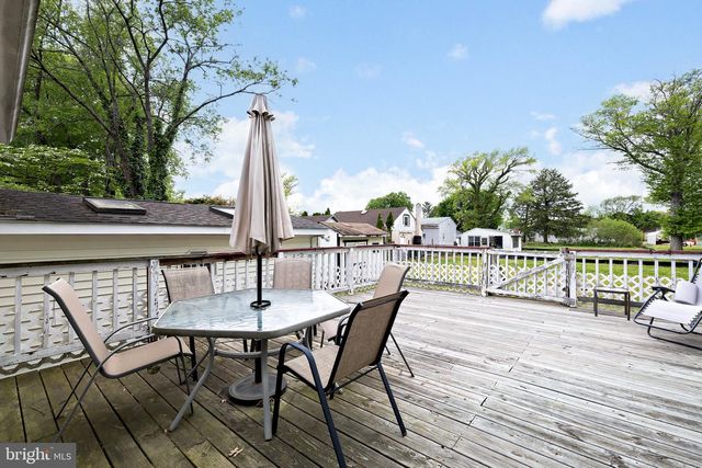 403 MEMORIAL AVE, Gloucester City, NJ 08030