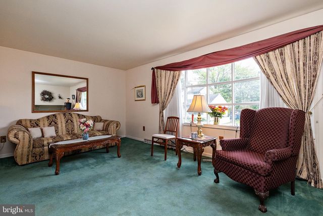 403 MEMORIAL AVE, Gloucester City, NJ 08030