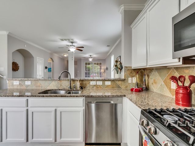 6864 Juniper Arbor Lane, League City, TX 77539