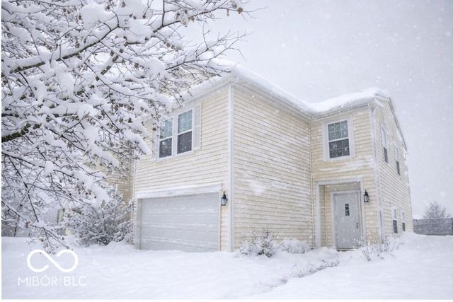 3530 Cork Bend Drive, Indianapolis, IN 46239