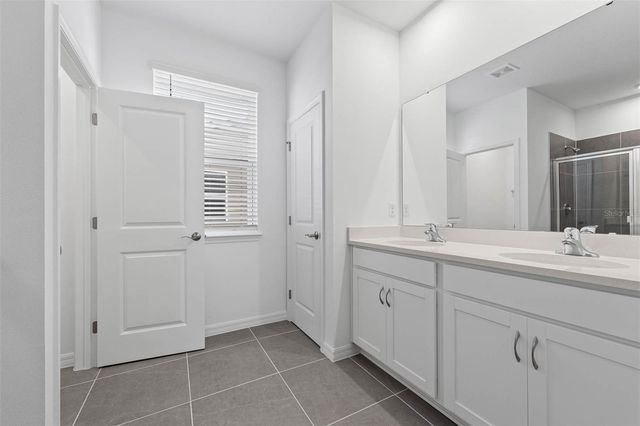 5726 STOCKADE BOULEVARD, St Cloud, FL 34771