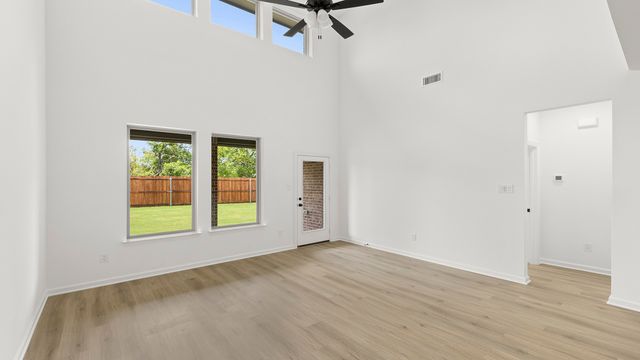461 Silent Pond Park, Lavon, TX 75166