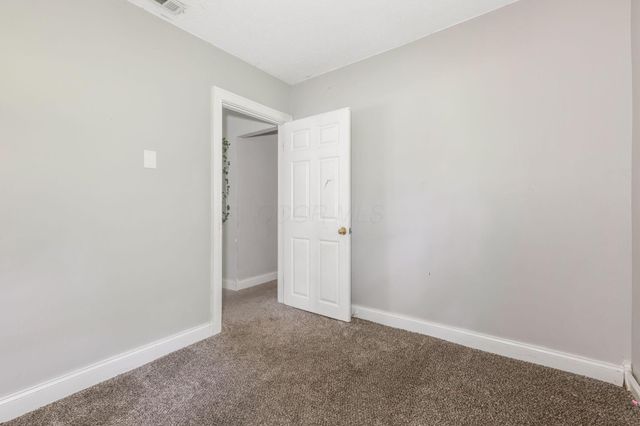 8781 Lancaster Thornville Road NE, Pleasantville, OH 43148