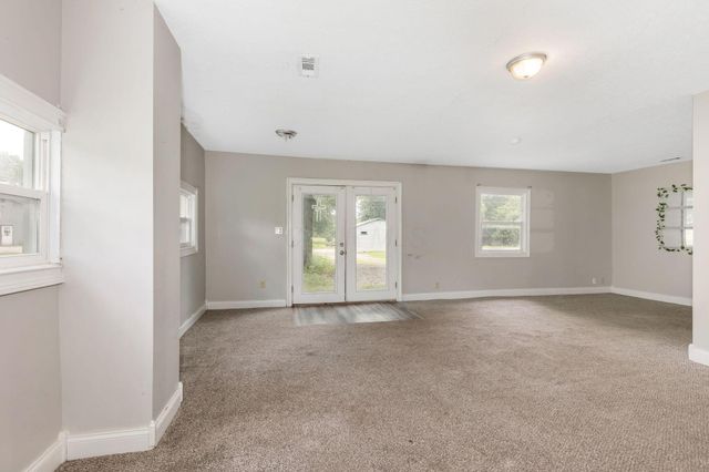 8781 Lancaster Thornville Road NE, Pleasantville, OH 43148
