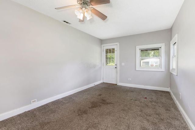 8781 Lancaster Thornville Road NE, Pleasantville, OH 43148