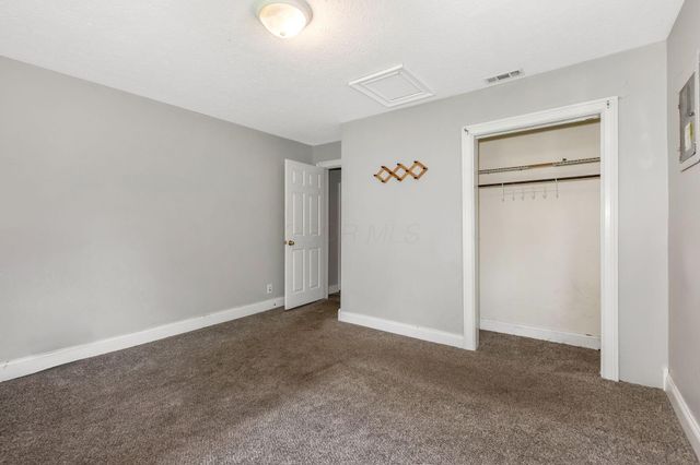 8781 Lancaster Thornville Road NE, Pleasantville, OH 43148