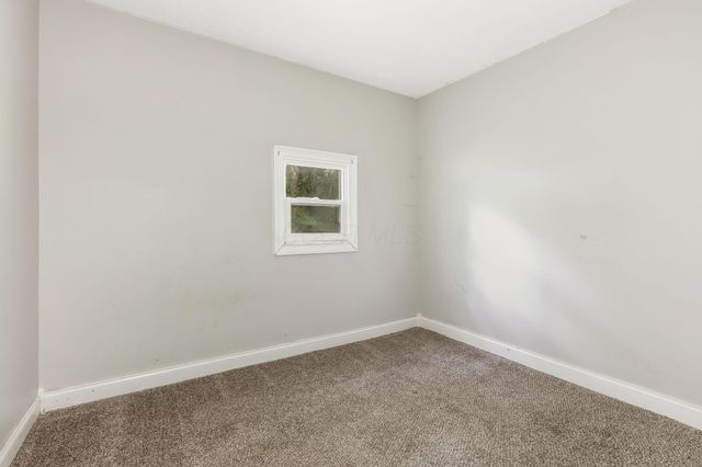 8781 Lancaster Thornville Road NE, Pleasantville, OH 43148