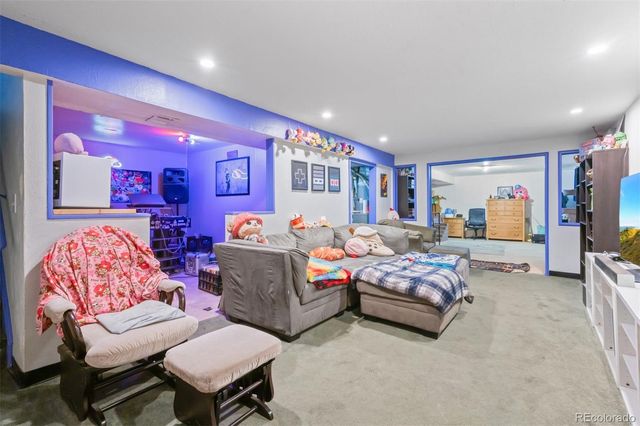 2787 S Helena Way, Aurora, CO 80013