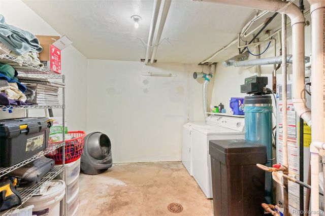 2787 S Helena Way, Aurora, CO 80013